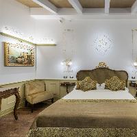 Hotel Monaco & Grand Canal