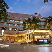 Lake Side Hotel